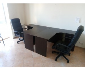 Комплект мебели для офиса (2 стола 2 кресла), В наличии!