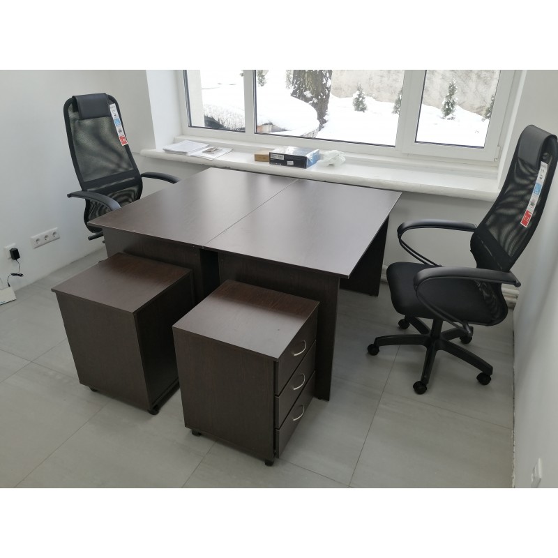 Офисные письменные столы, тумбы мобильные и кресла с доставкой по РБ